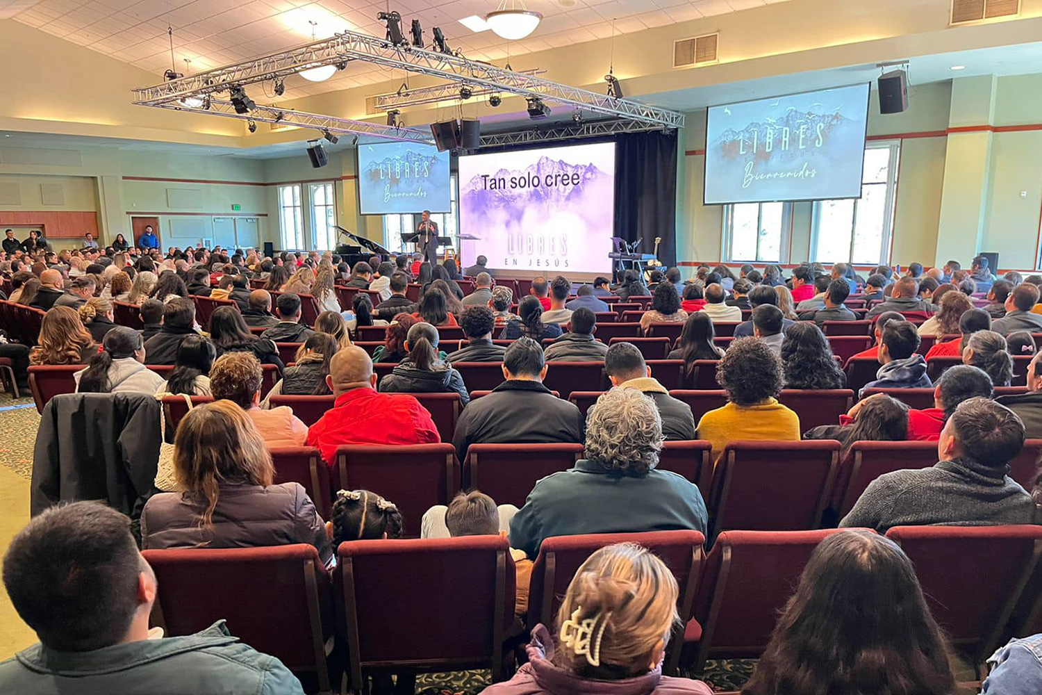 Hispanic Churches Come Together to Reach Their Communities